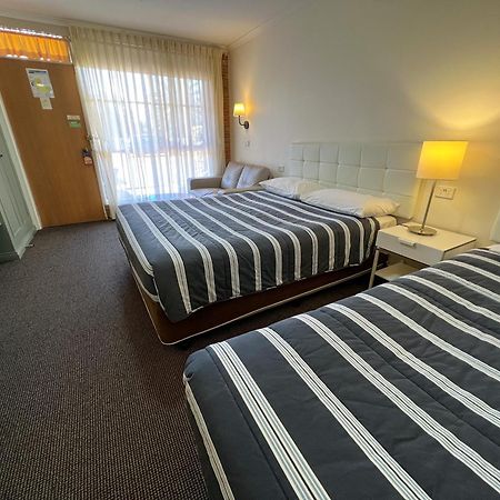 Summerhill Motor Inn (Adults Only) 메림불라 외부 사진