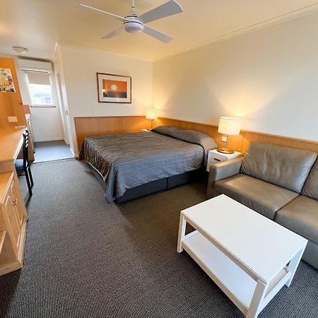 Summerhill Motor Inn (Adults Only) 메림불라 외부 사진