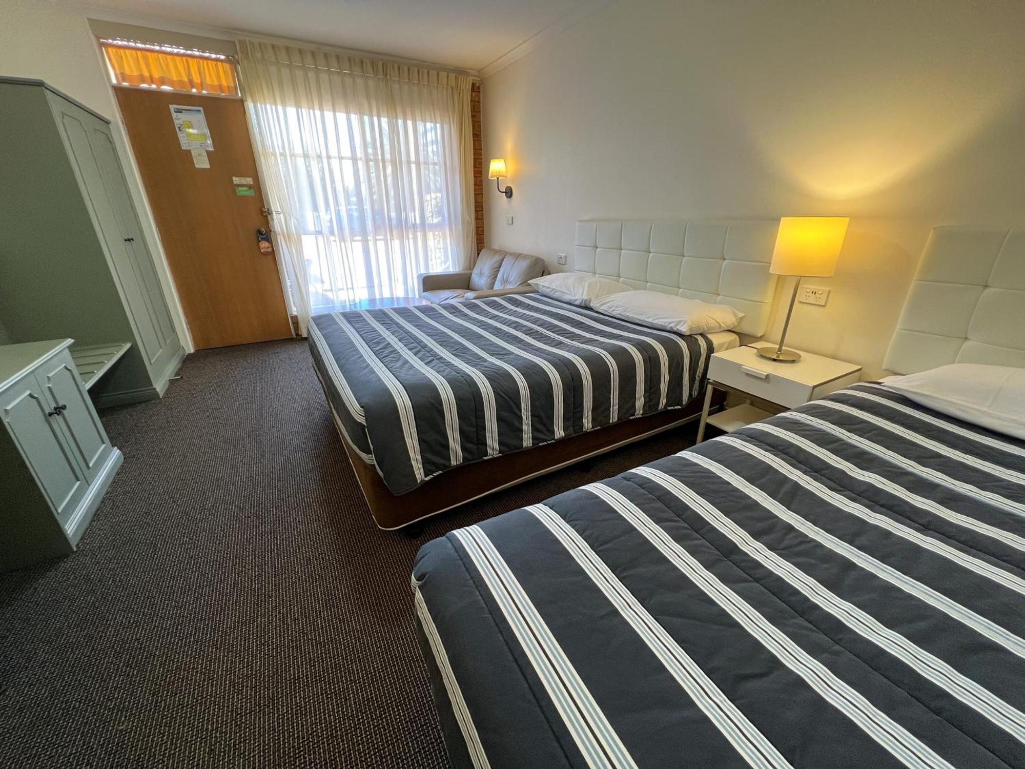Summerhill Motor Inn (Adults Only) 메림불라 외부 사진